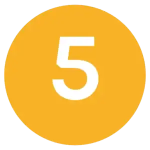 Nummer 5 op gele achtergrond.